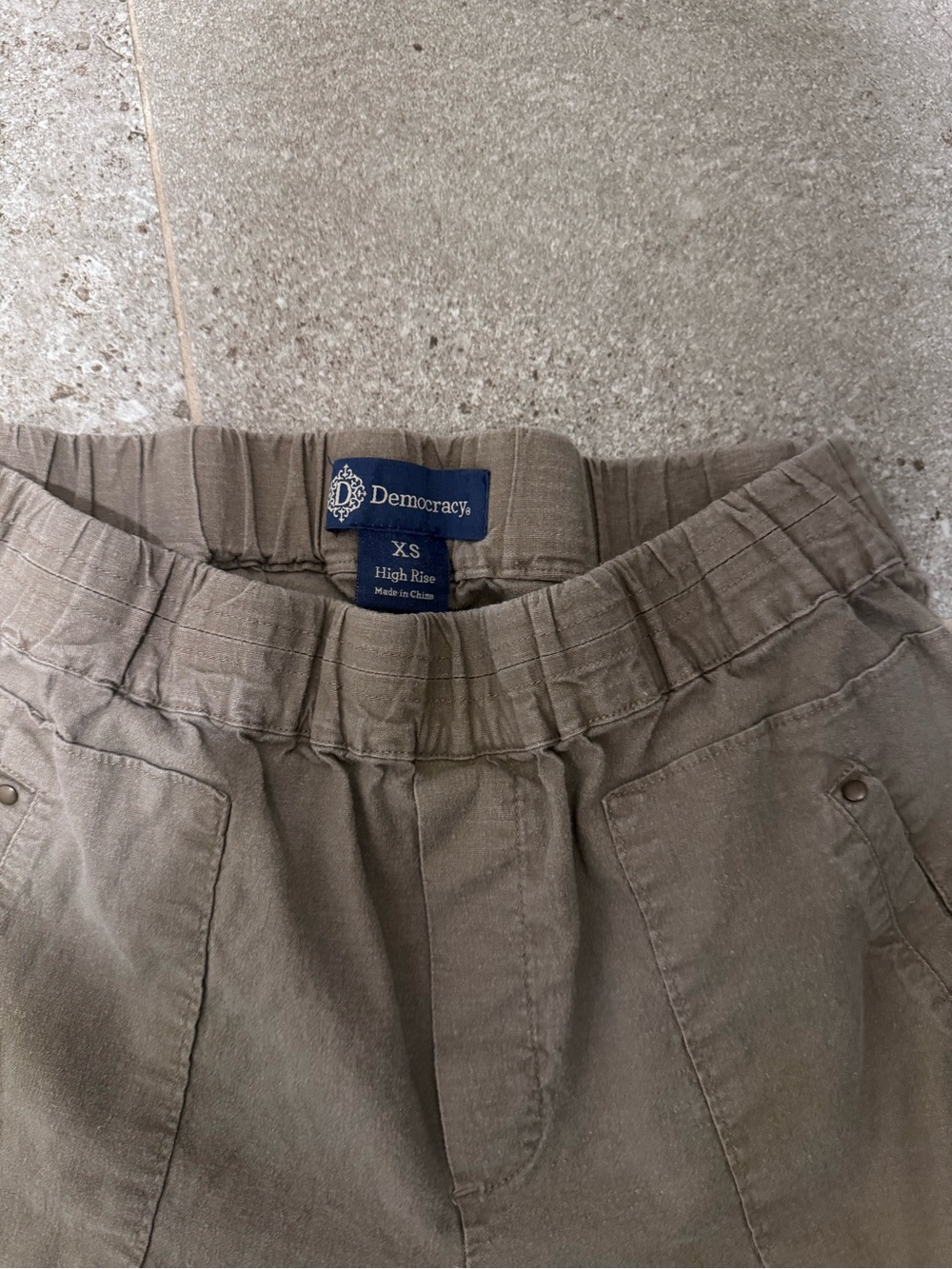 Democracy Mid-Rise Ankle Cargo Pants in Taupe
